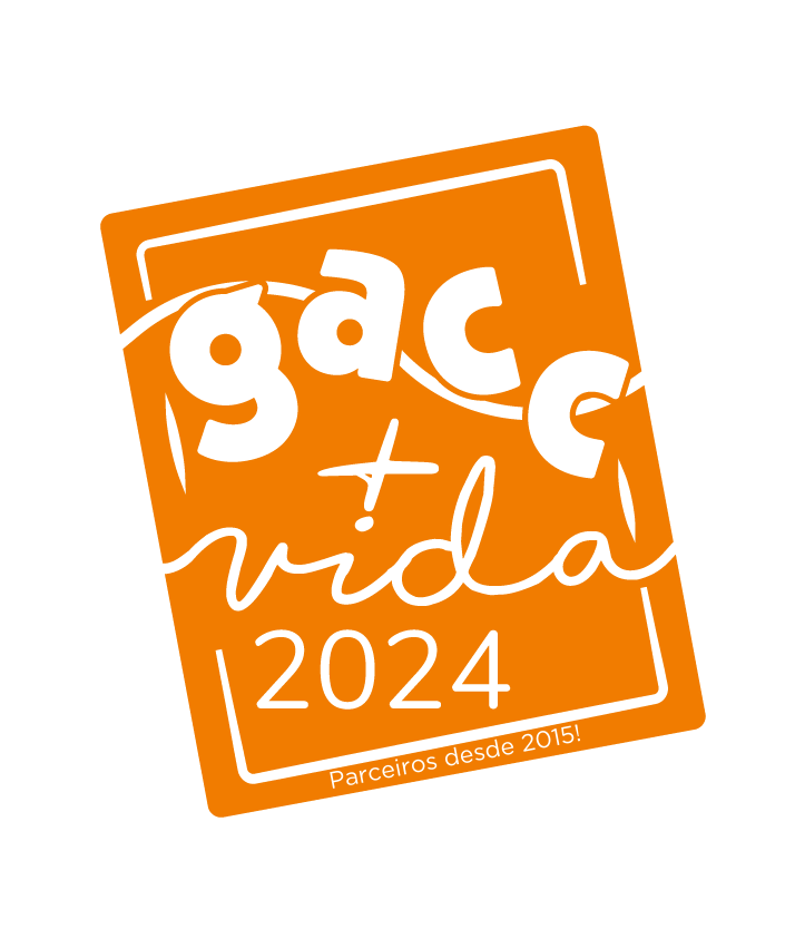 Selo em laranja com escrito em branco: Parceiro Vida GACC 2024, parceiros desde 2015!